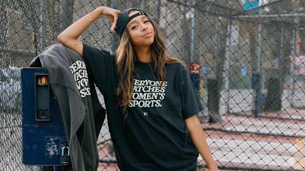 Everyone Watches Women’s Sports tee